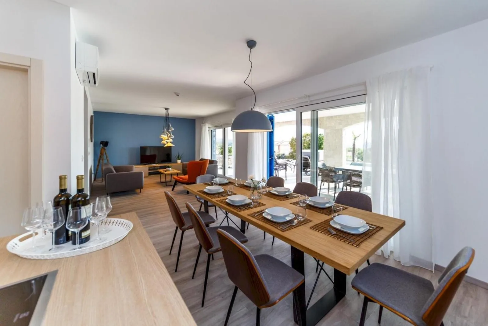 Villa Loma 1 — innen